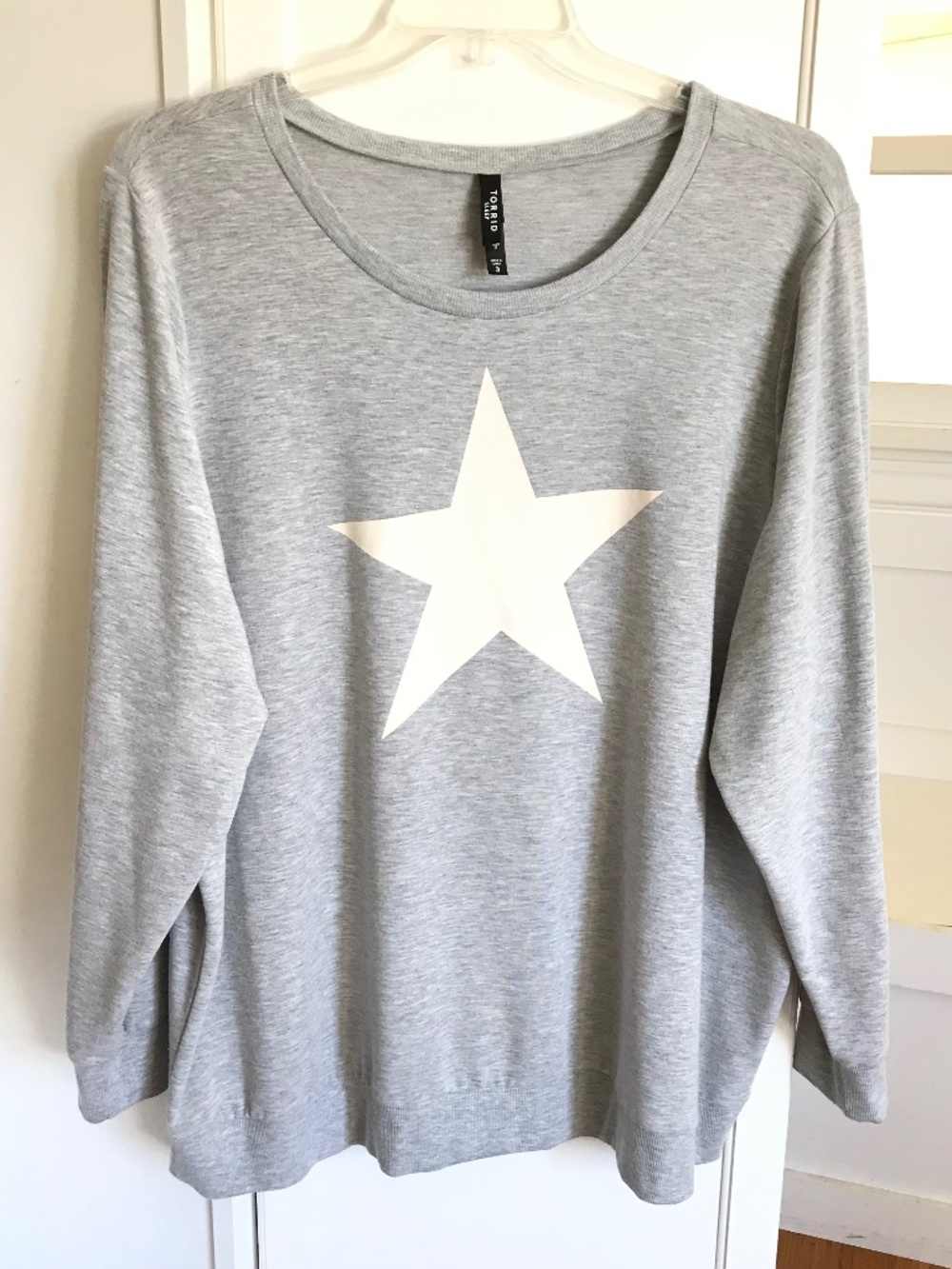 TORRID Sleep Shirt Sweatshirt Long Sleeve Gray Star Pajama Top Plus Size 3X